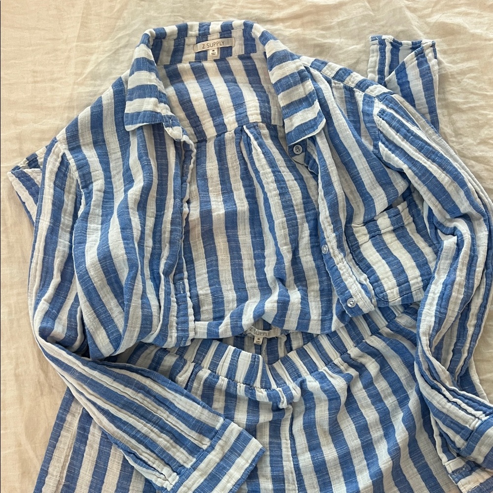 Z Supply Blue and White Striped Top and shorts